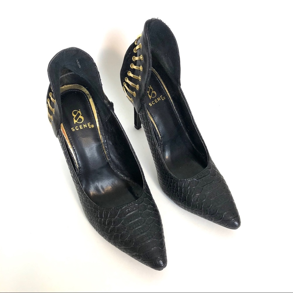 Cool threaded antique style pumps